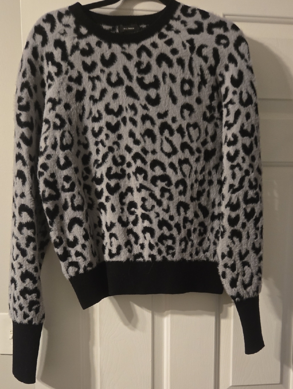 Halogen Black and Gray Leopard Crewneck Sweater
